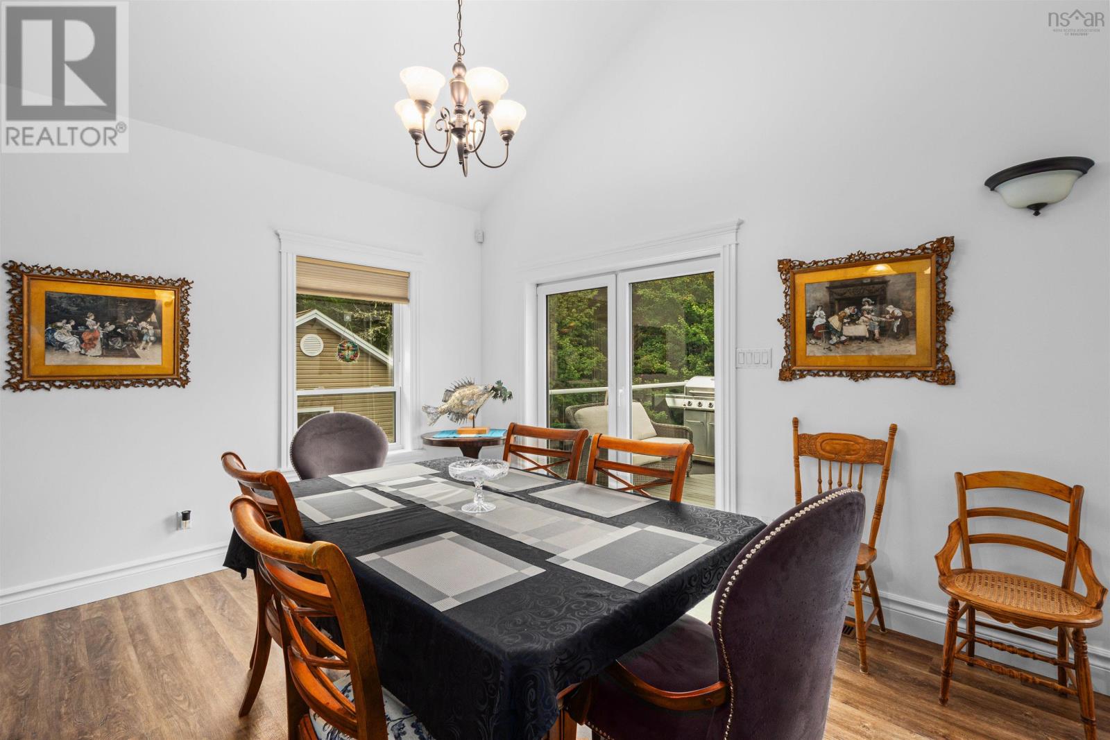 170 Magnate Court Property Photo 7