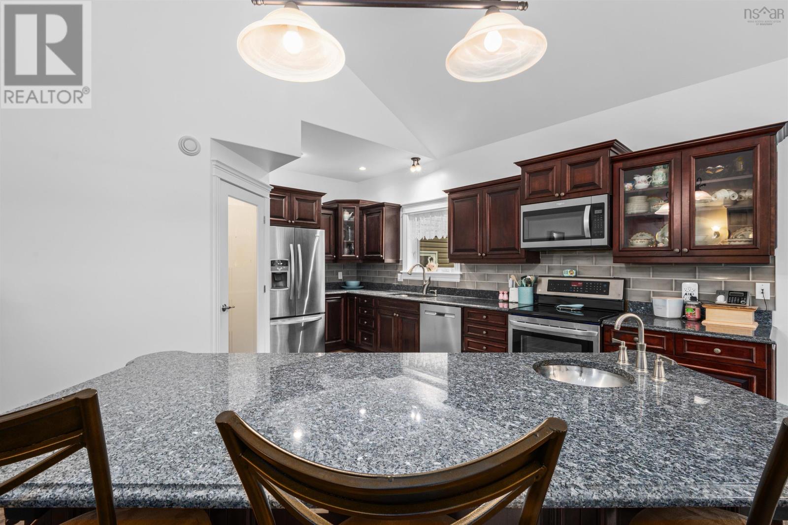 170 Magnate Court Property Photo 9