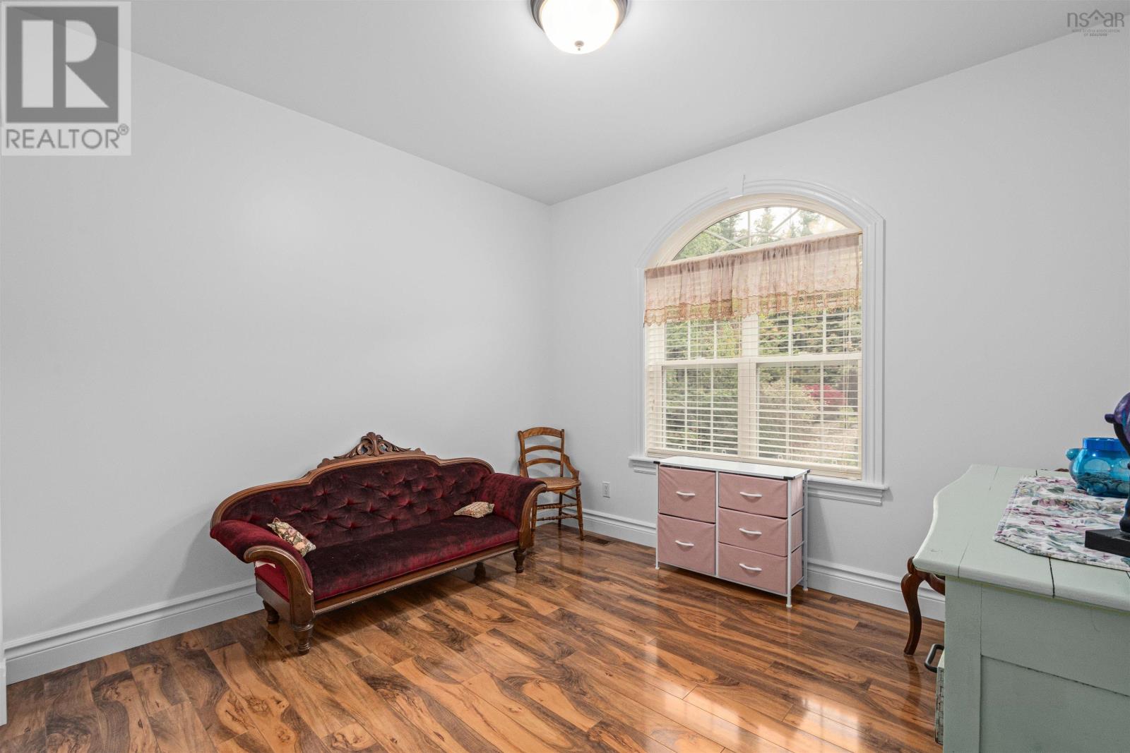 170 Magnate Court Property Photo 15