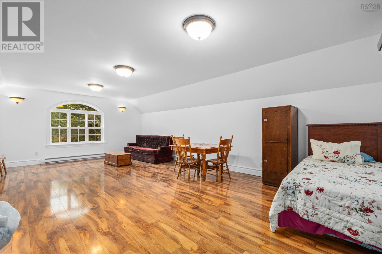 170 Magnate Court Property Photo 21