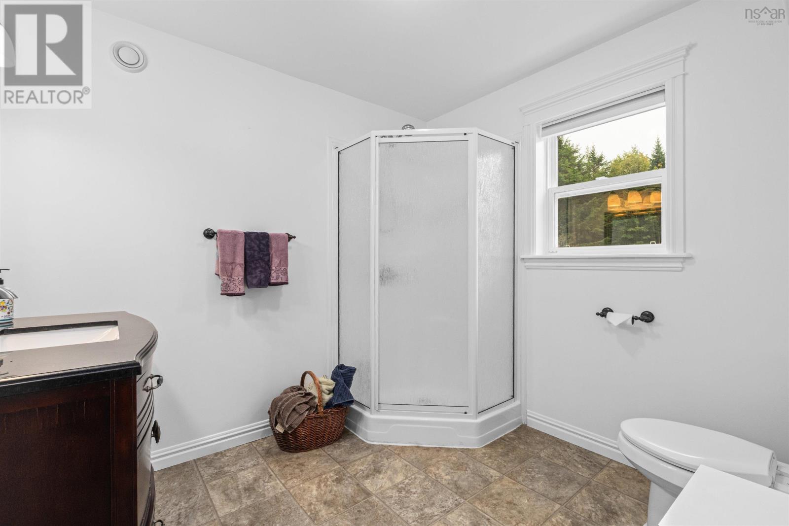 170 Magnate Court Property Photo 29