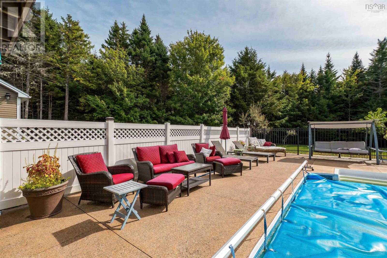 170 Magnate Court Property Photo 38