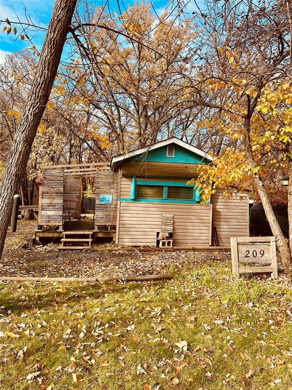 209 Saskatoon Drive Property Photo 1