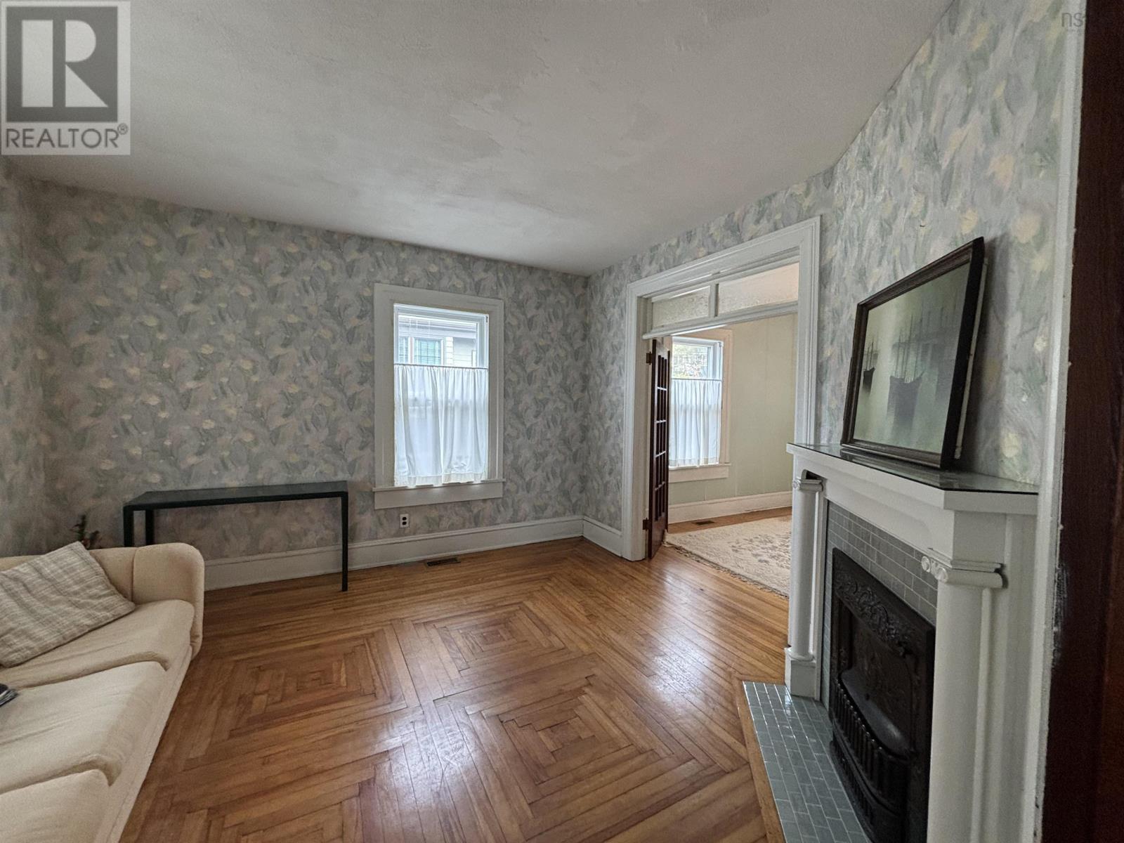 83 Prince Albert Road Property Photo 10