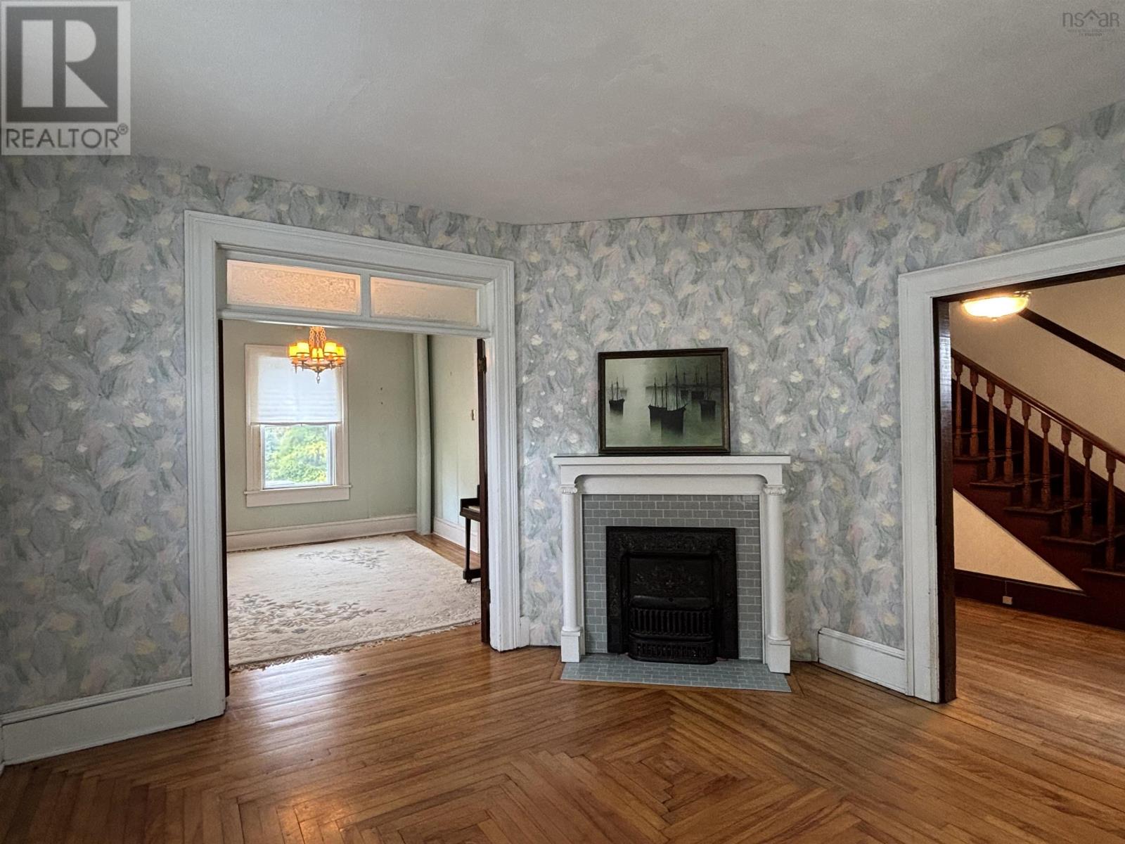 83 Prince Albert Road Property Photo 14