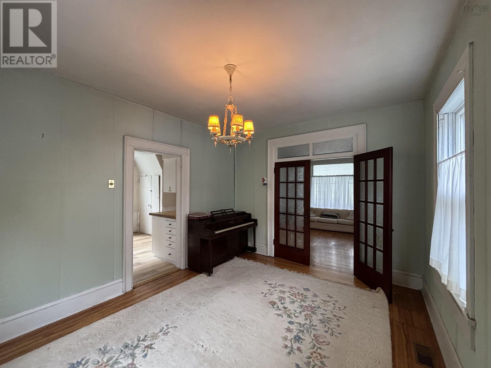 83 Prince Albert Road Property Photo 17