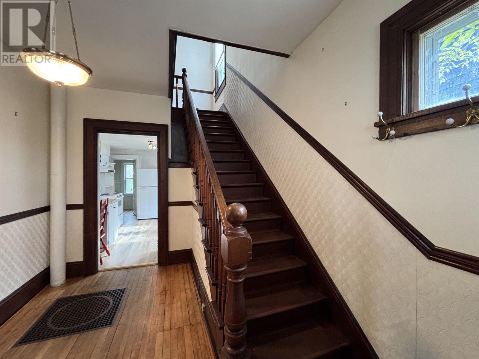 83 Prince Albert Road Property Photo 28