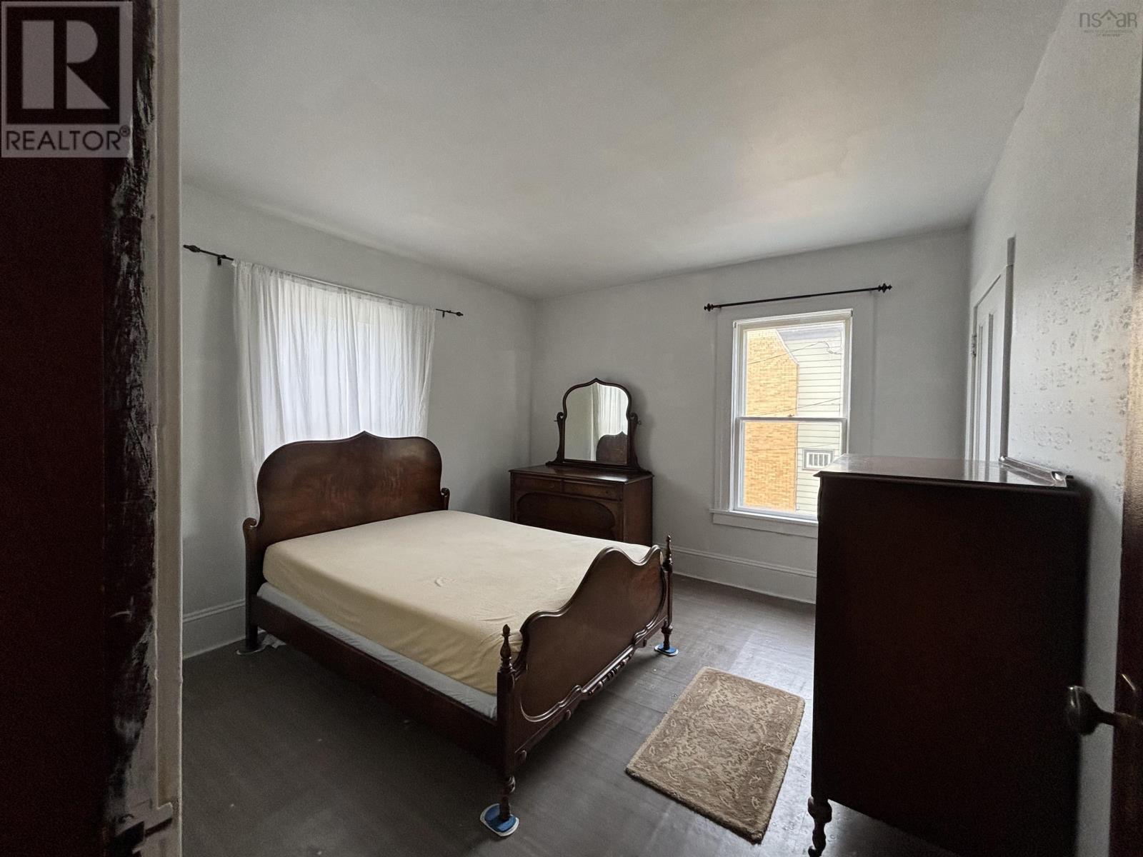 83 Prince Albert Road Property Photo 36