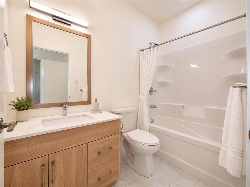 1 Silverbridge Drive Property Photo 12