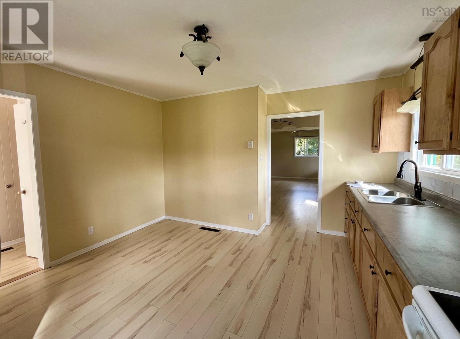 1290 Ridge Road Property Photo 21