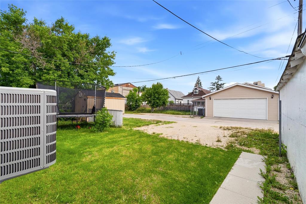 513 Jamison Avenue Avenue Property Photo 17