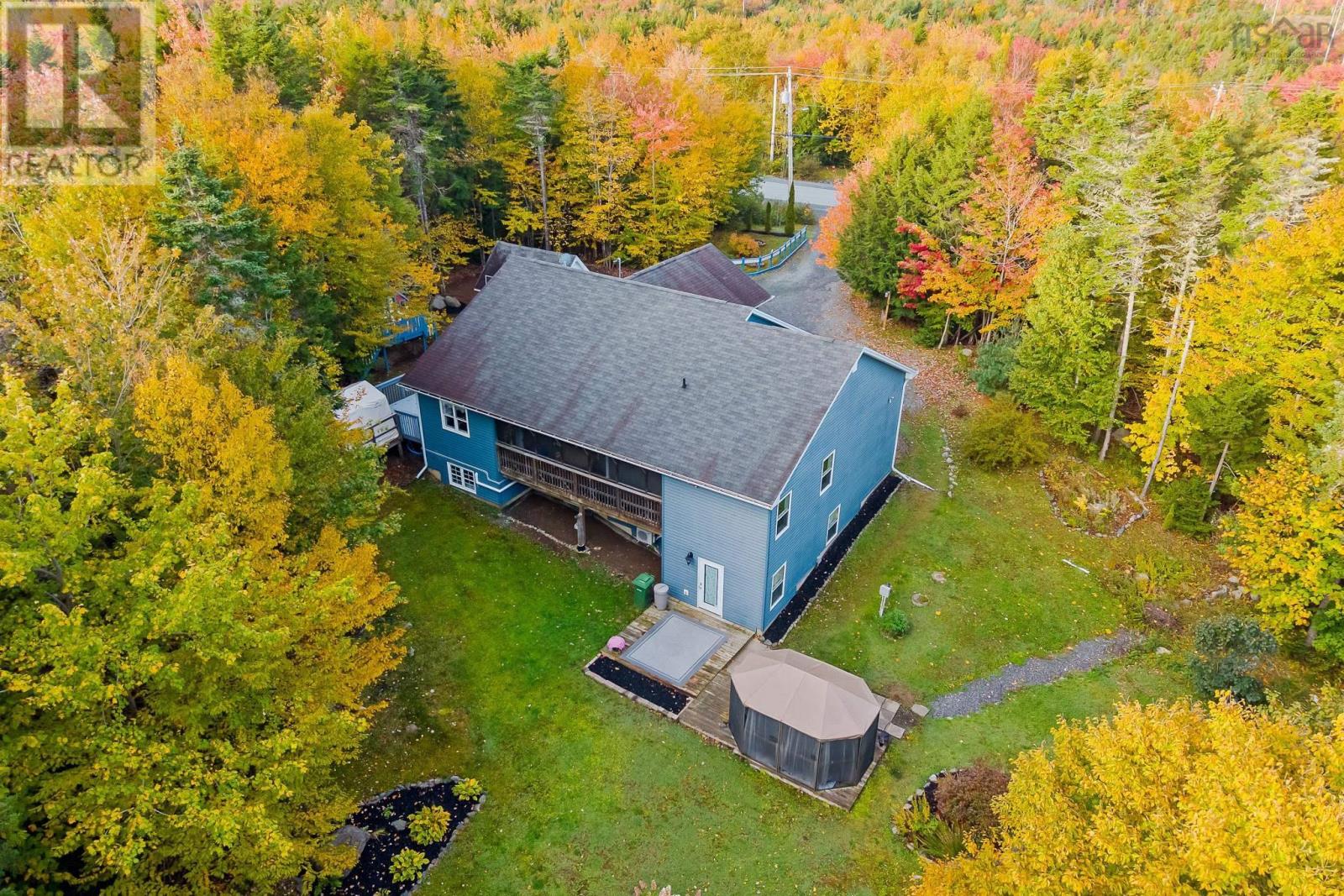 609/611 Gatehouse Run Property Photo 46