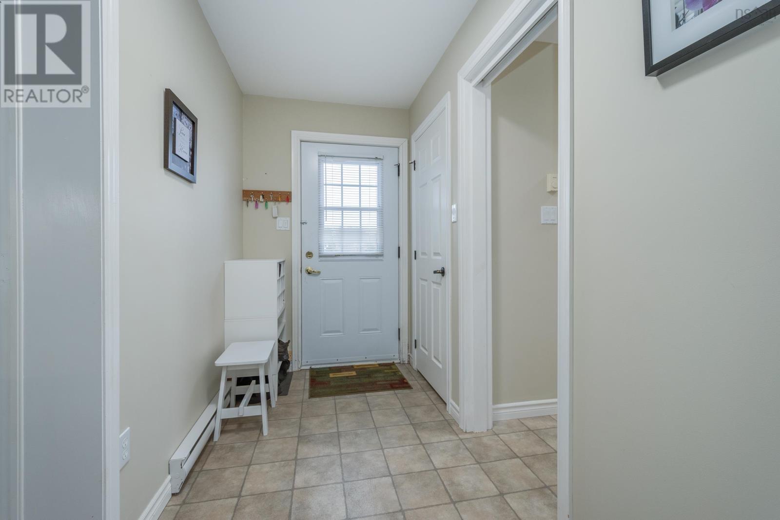 2897 Highway#7 Property Photo 18