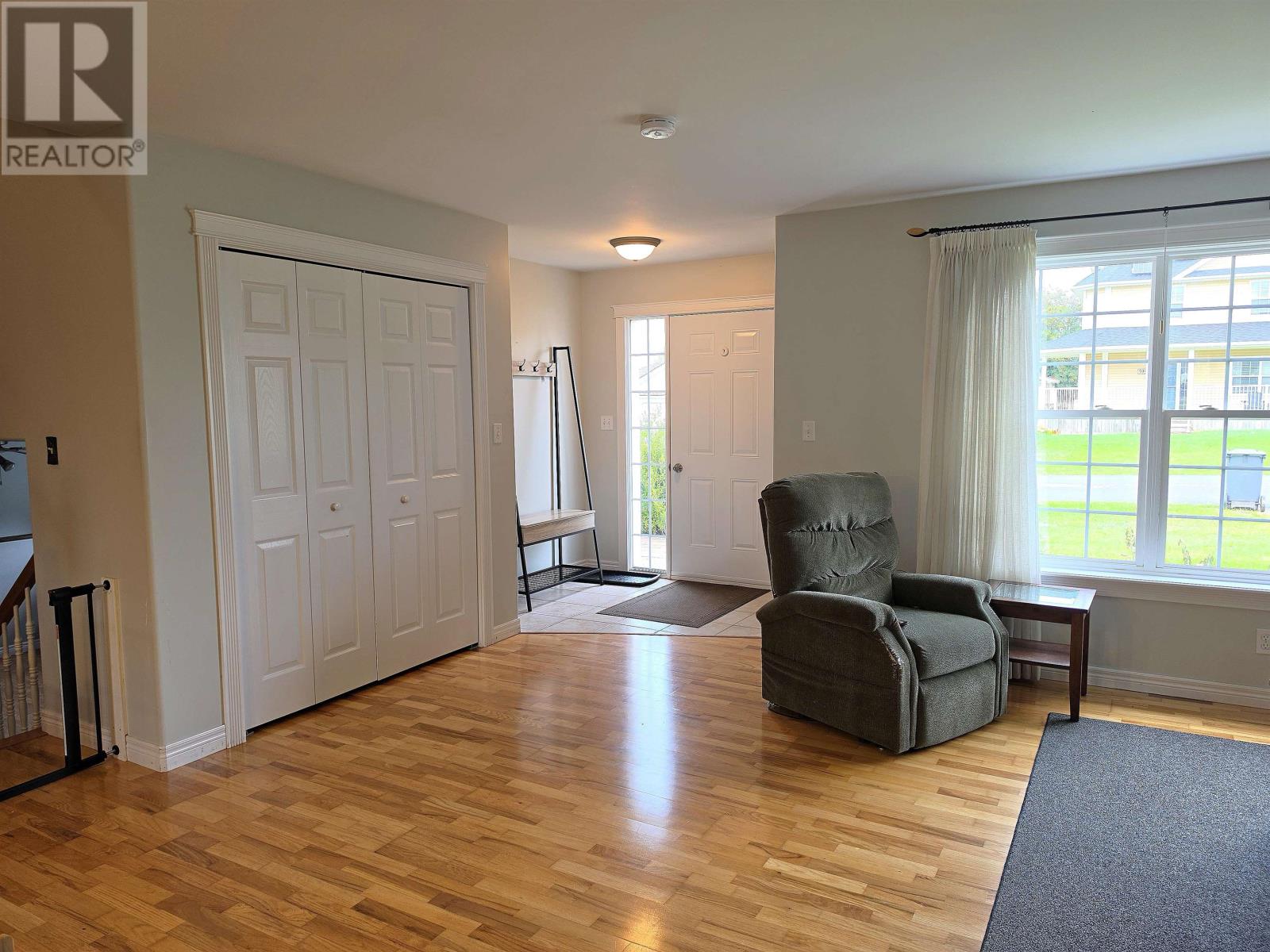 38 Sandlewood Street Property Photo 6