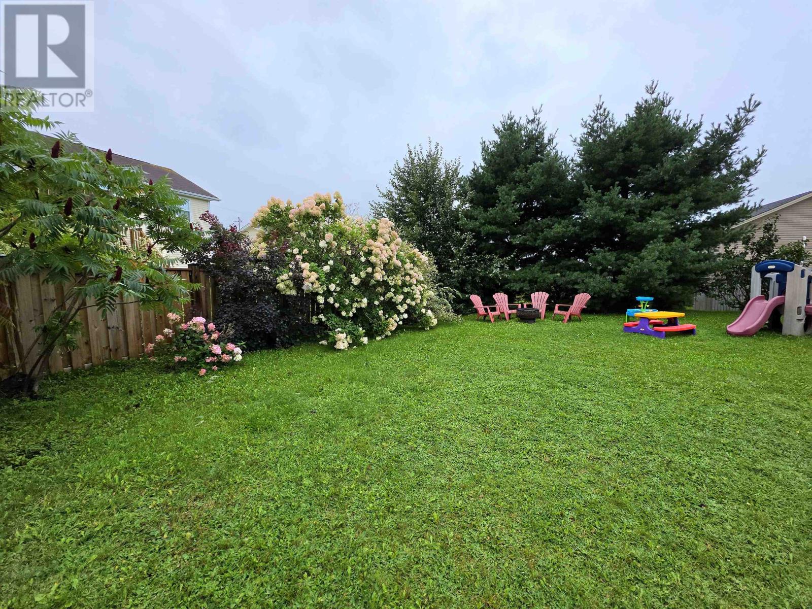 38 Sandlewood Street Property Photo 19