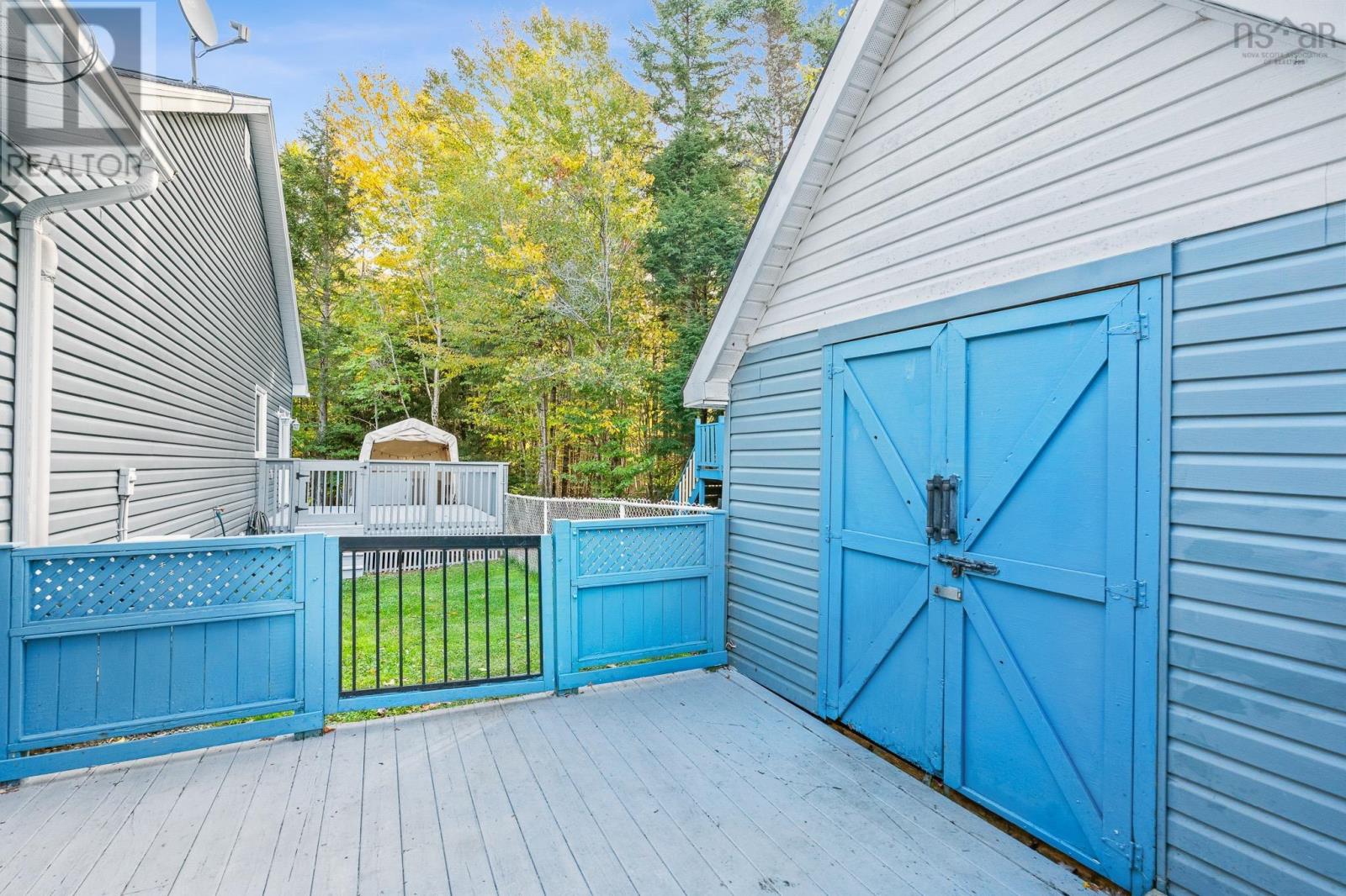 609/611 Gatehouse Run Property Photo 43