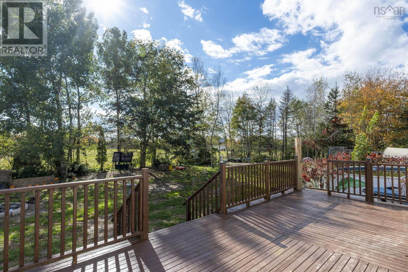 1019 English Mountain Road Property Photo 6