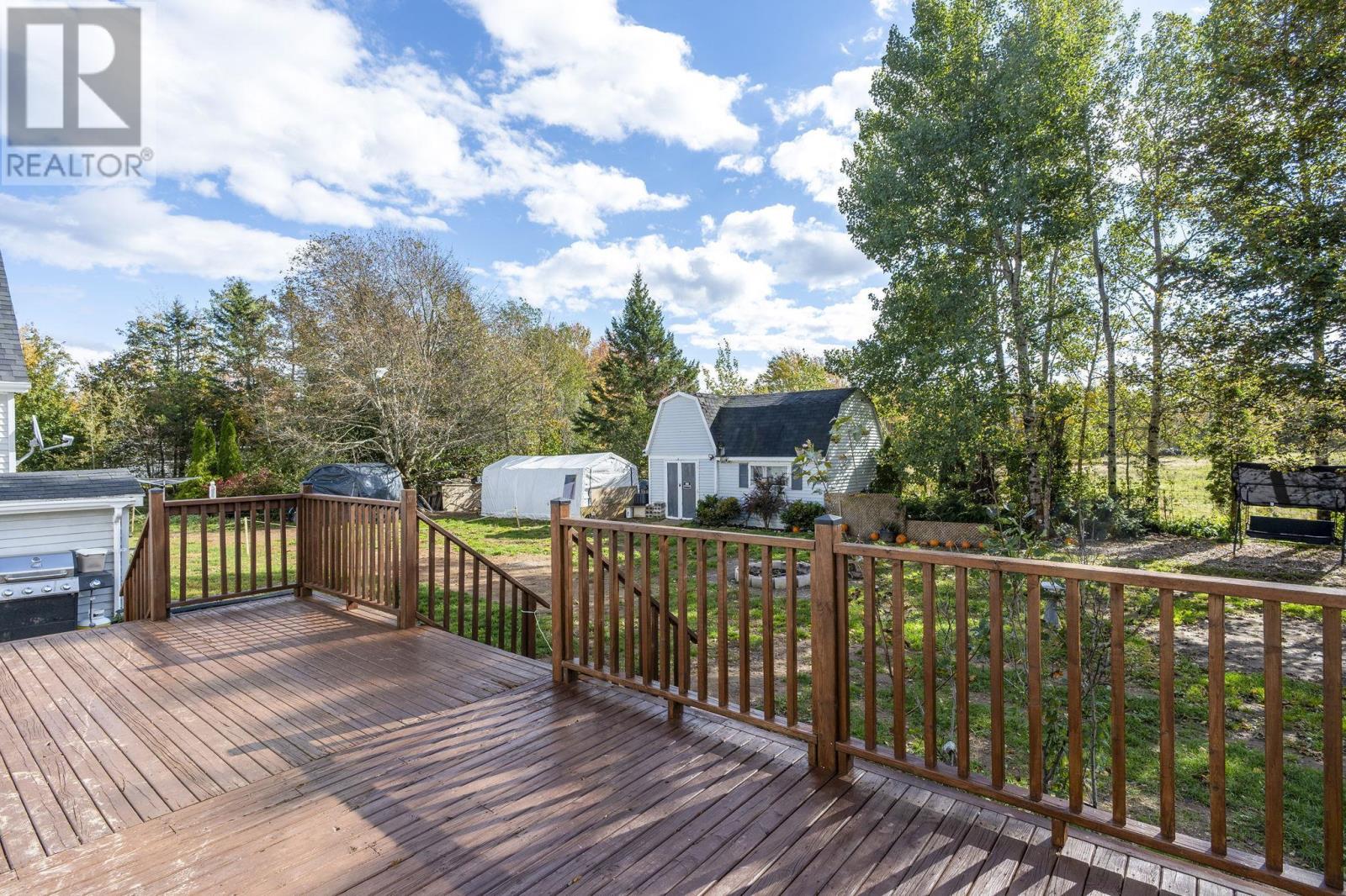 1019 English Mountain Road Property Photo 7