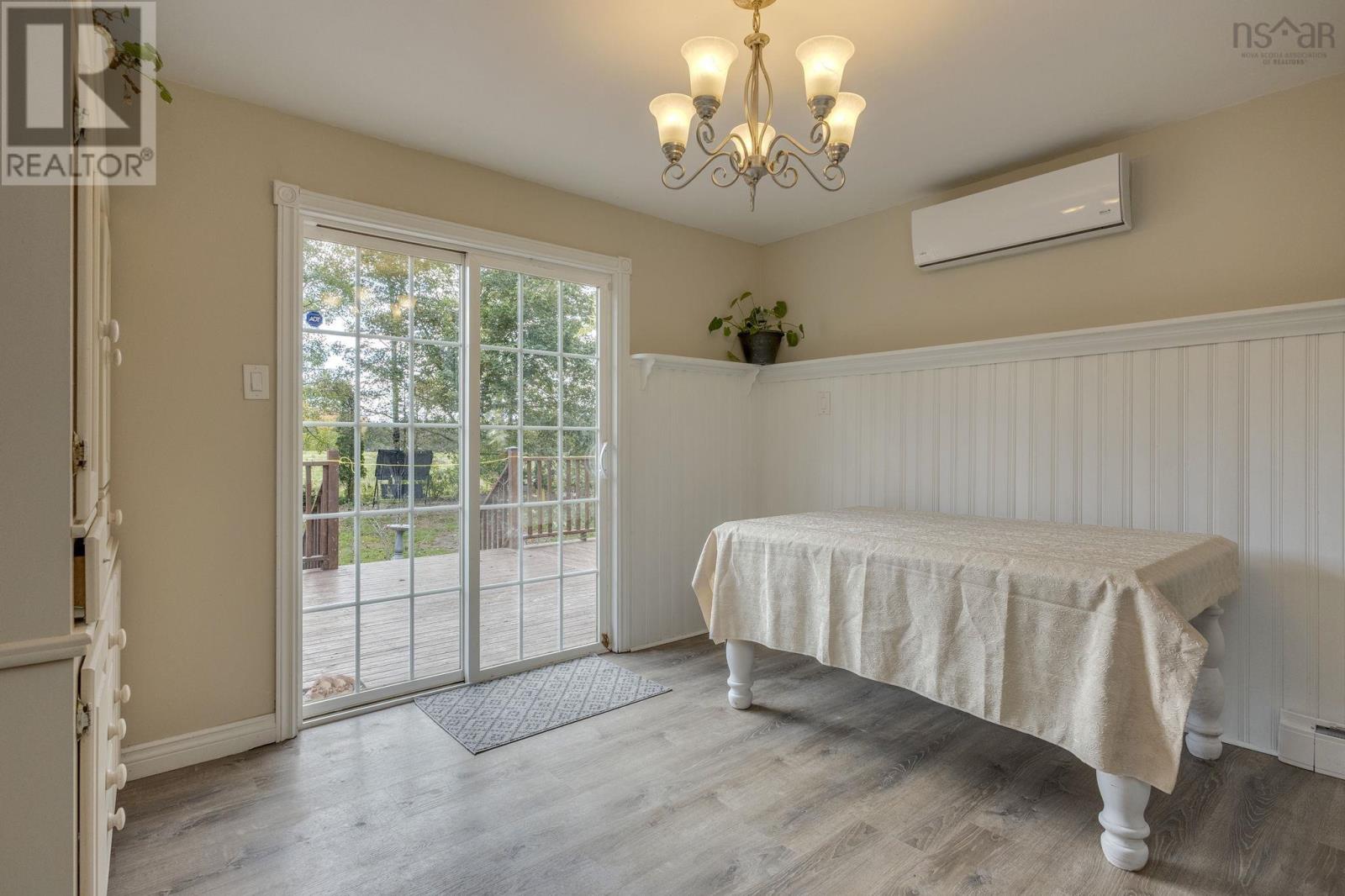 1019 English Mountain Road Property Photo 15