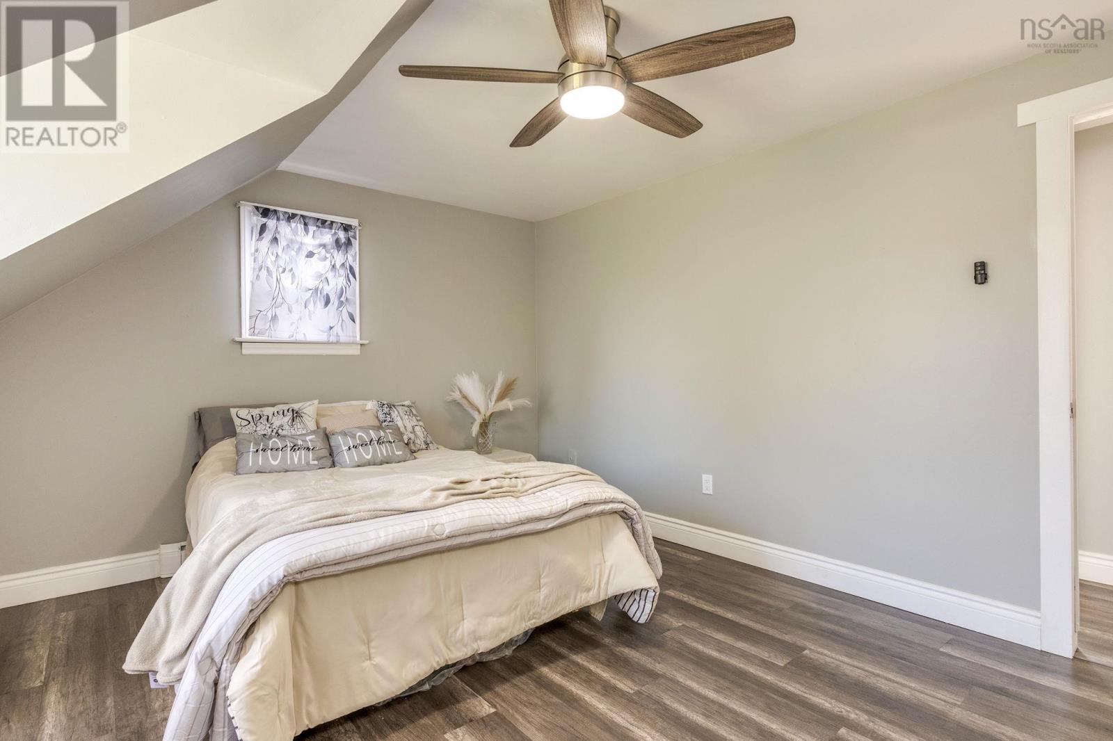 1019 English Mountain Road Property Photo 32