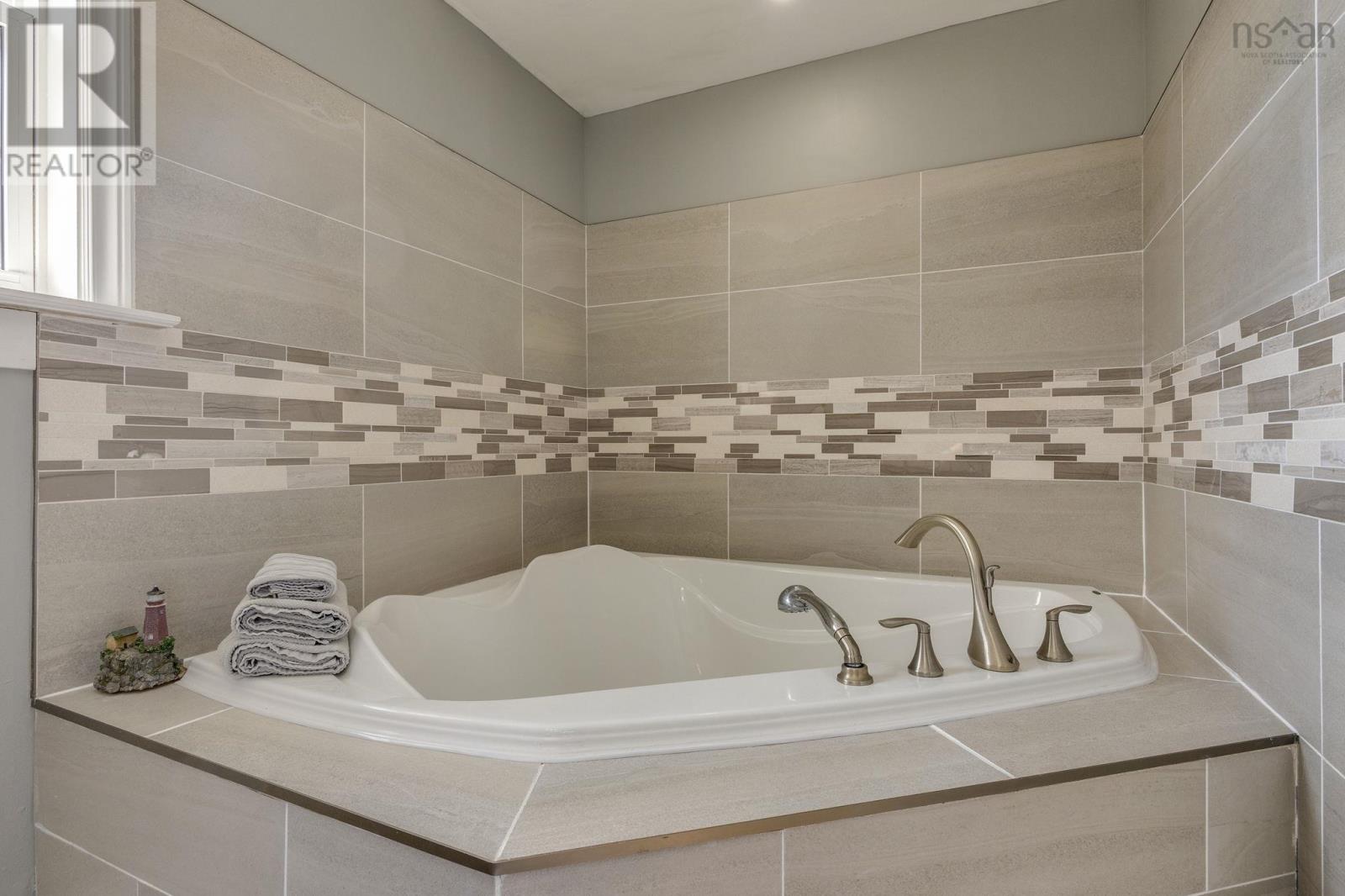 1019 English Mountain Road Property Photo 40