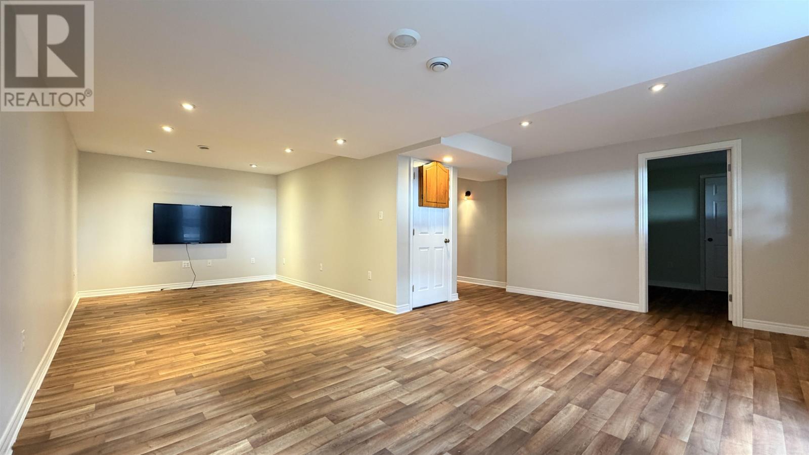 108 Wharf Road Property Photo 33