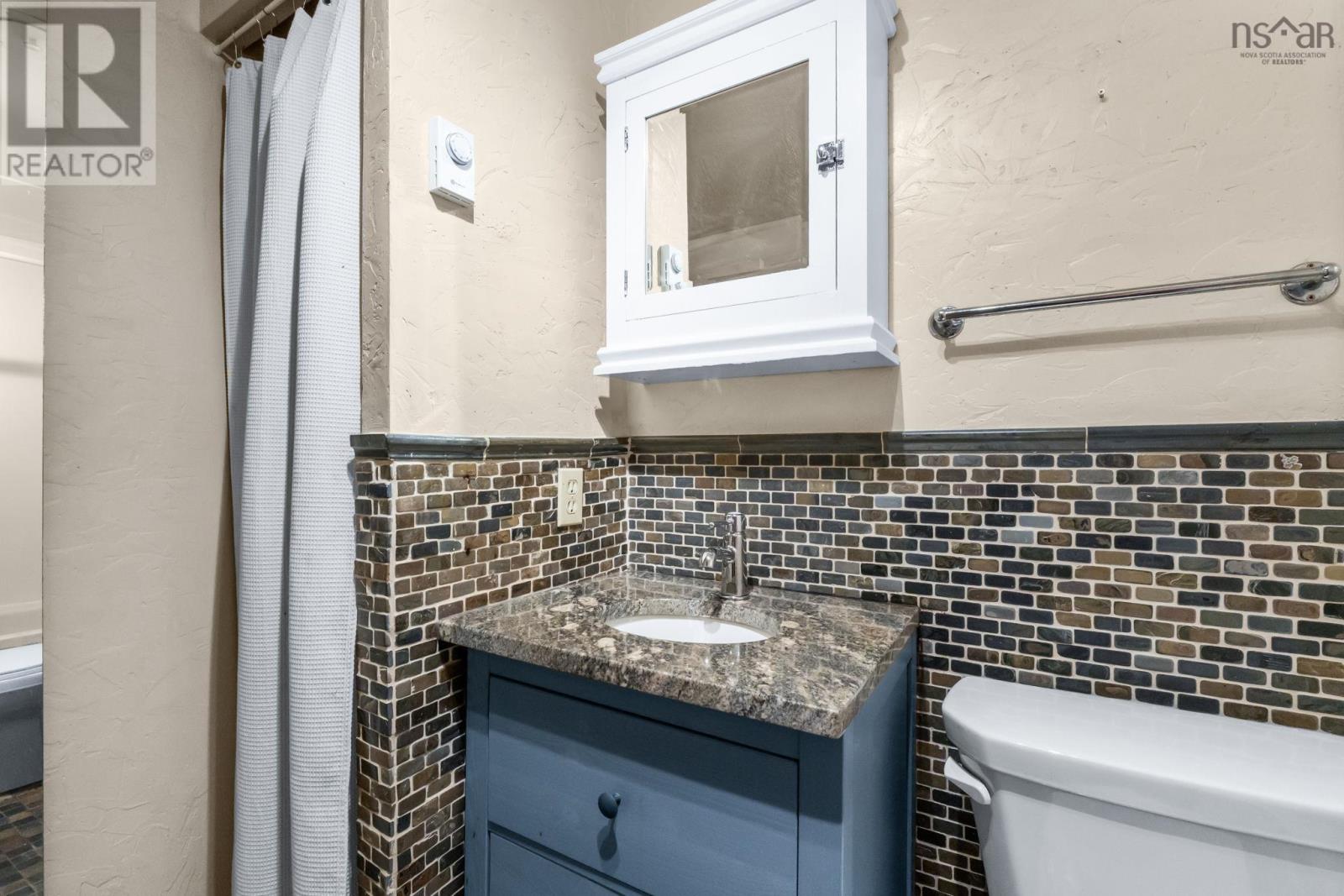 205 61 Nelsons Landing Boulevard Property Photo 36