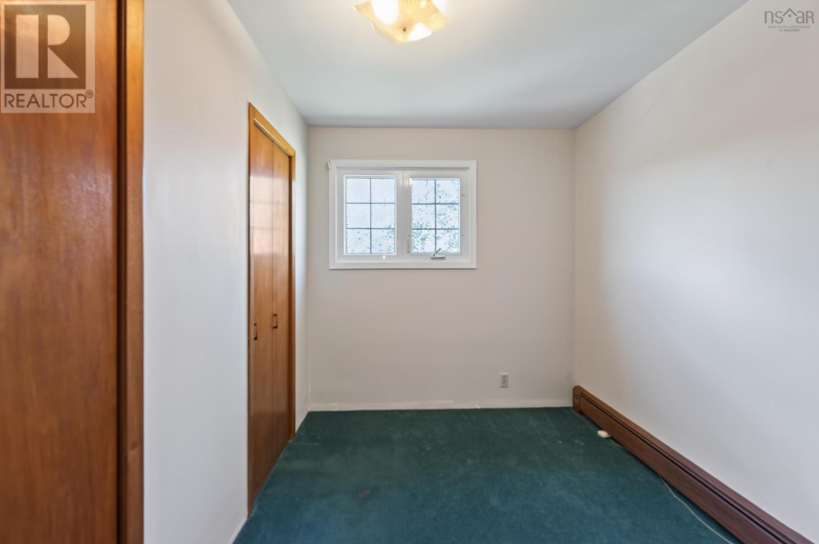 18467 Highway 7 Property Photo 38
