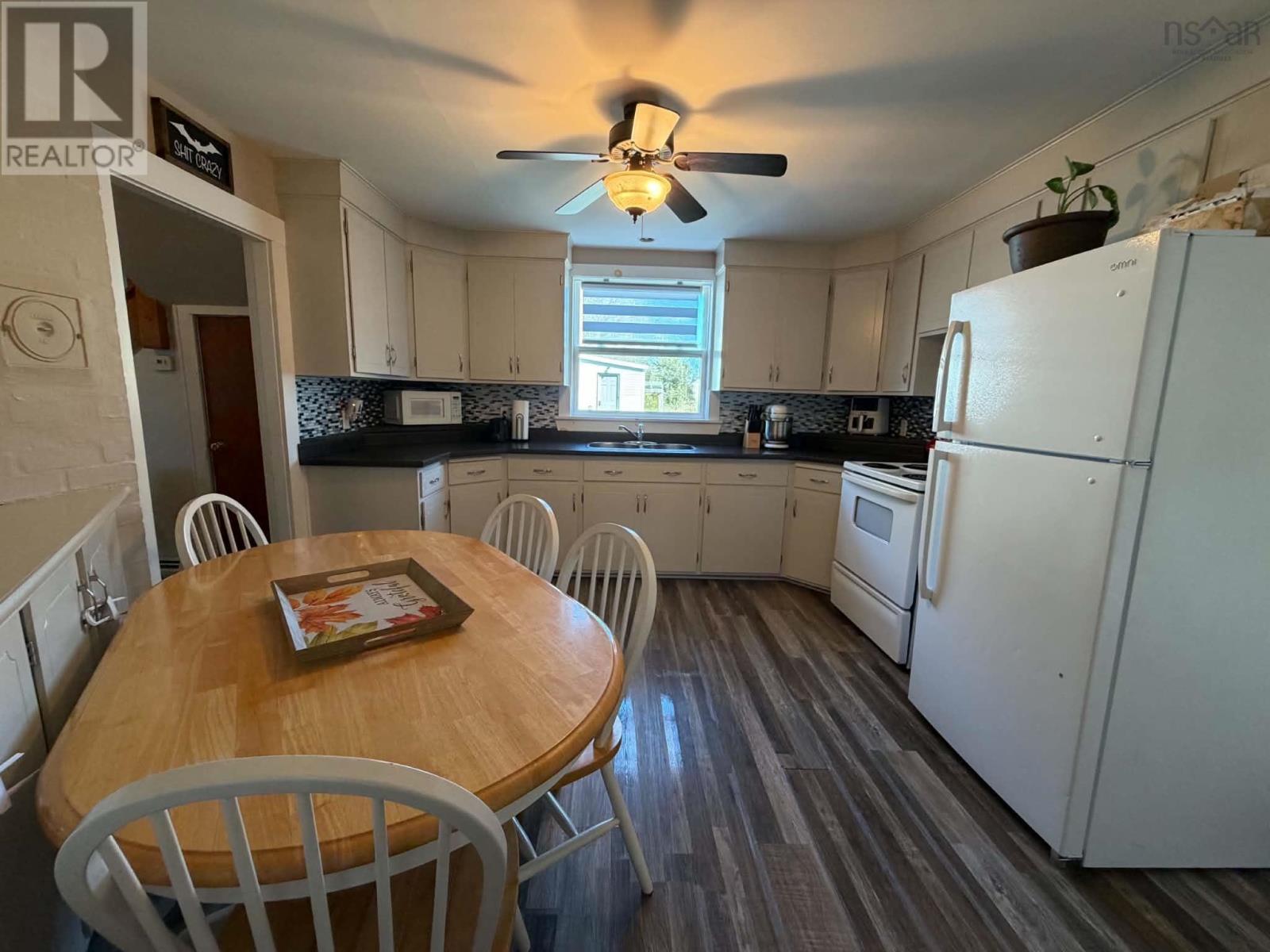 18 Chemin Marteau Road Property Photo 5