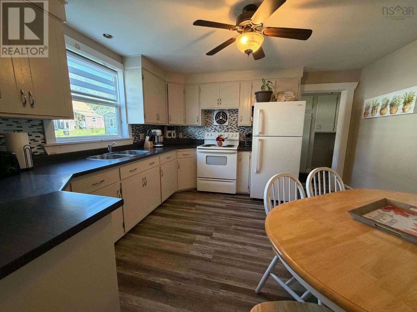 18 Chemin Marteau Road Property Photo 6