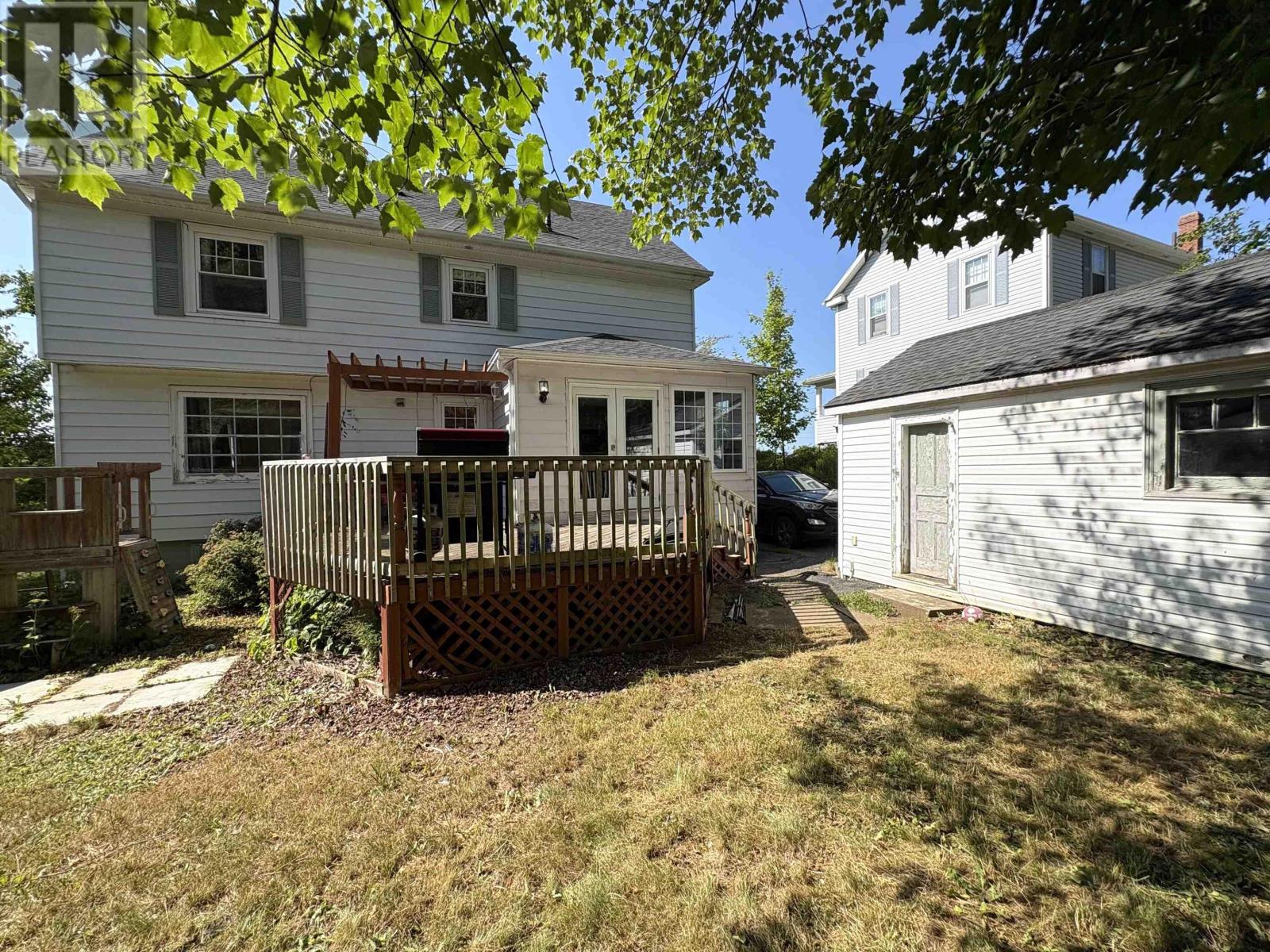 615 Kings Road Road Property Photo 35