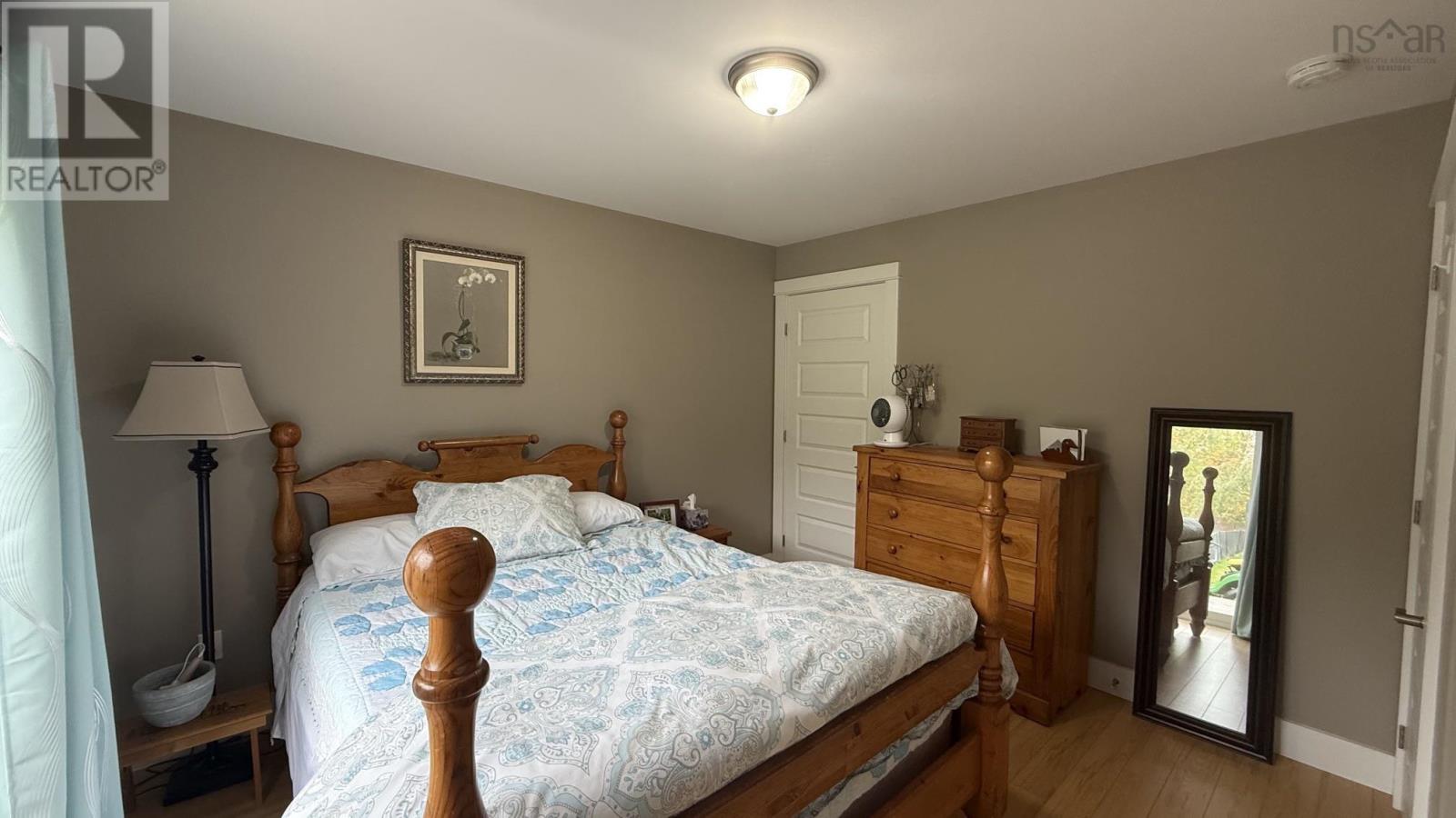 1215 Starrs Point Road Property Photo 31