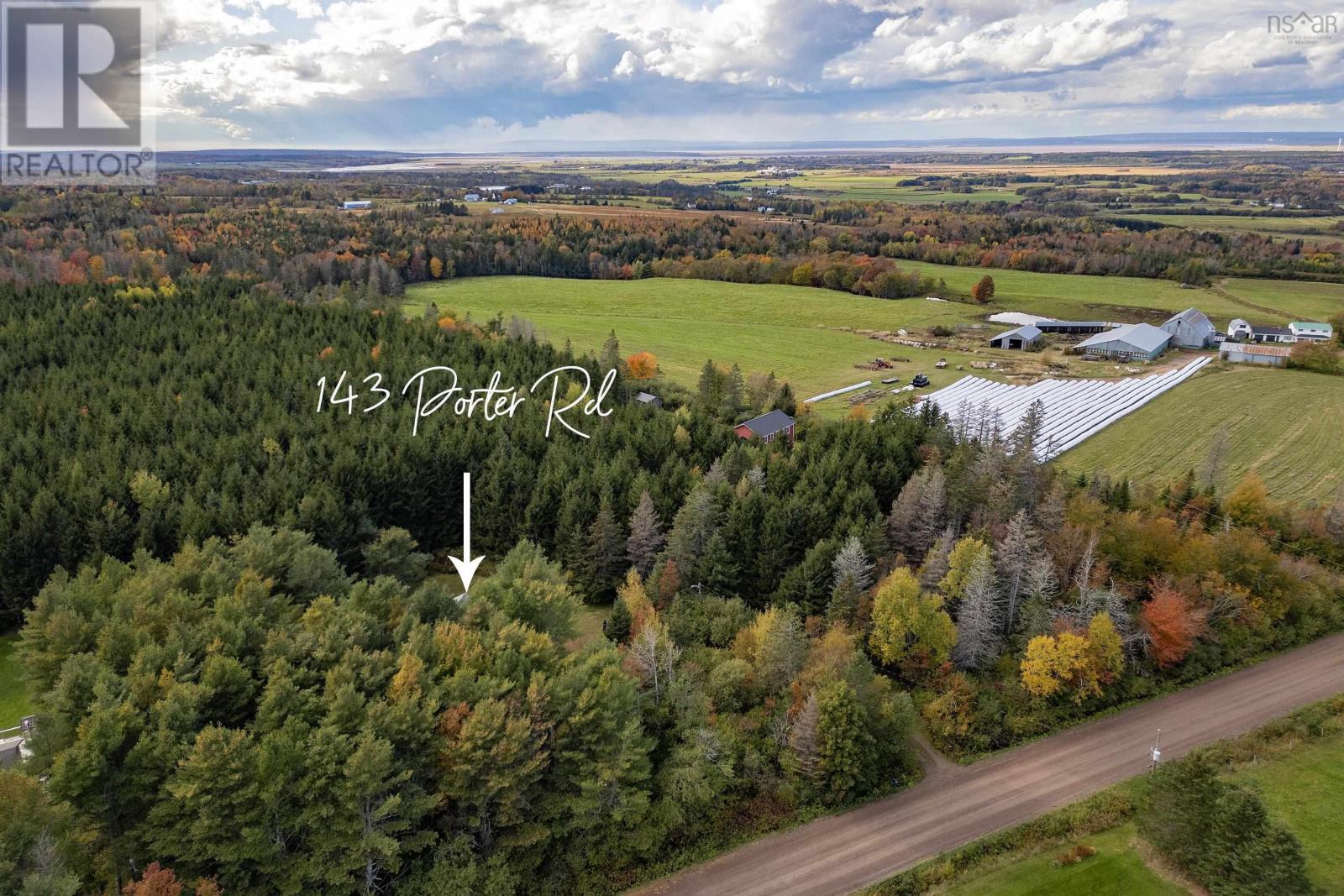 143 Porter Road Property Photo 3