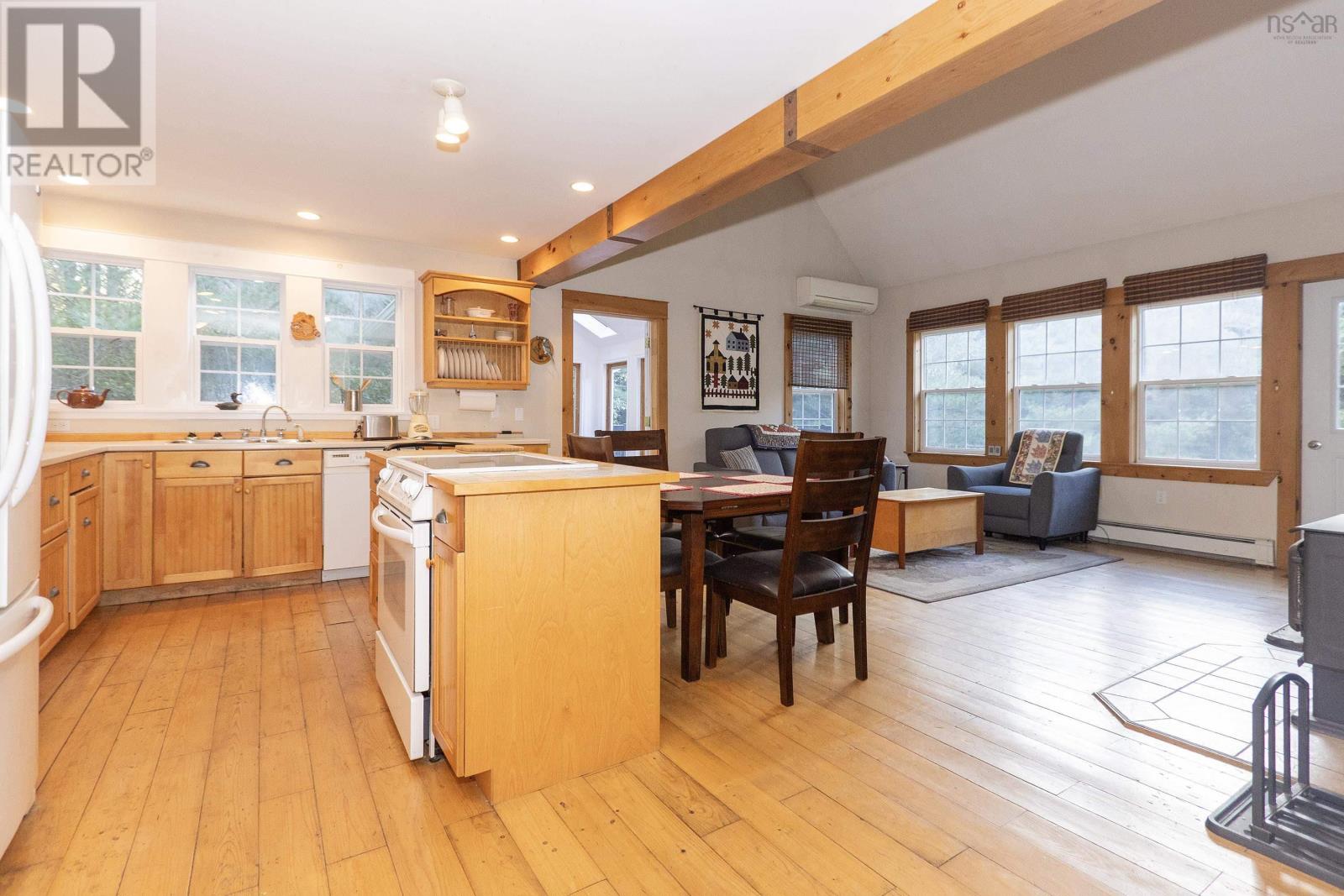 143 Porter Road Property Photo 12