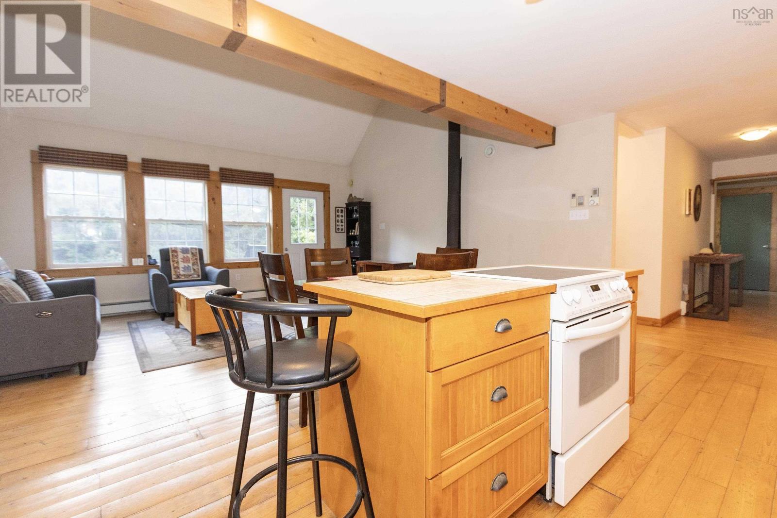 143 Porter Road Property Photo 15
