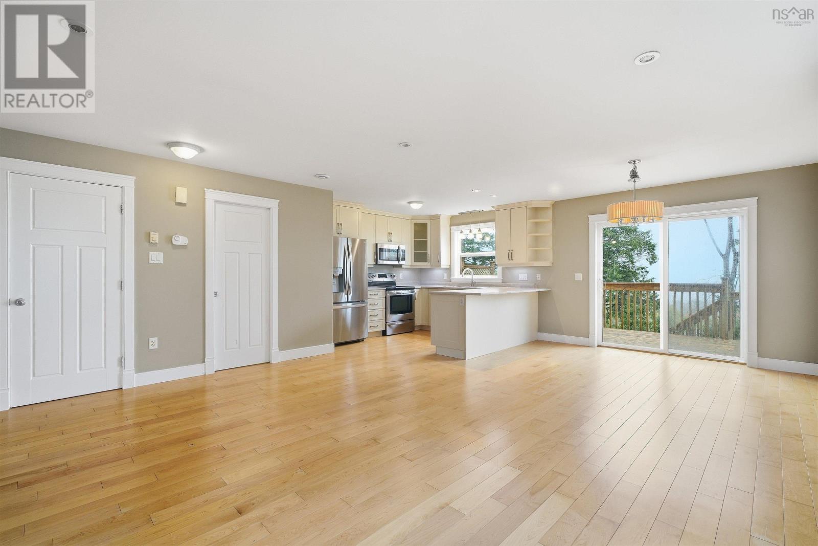 161 Darlington Drive Property Photo 7