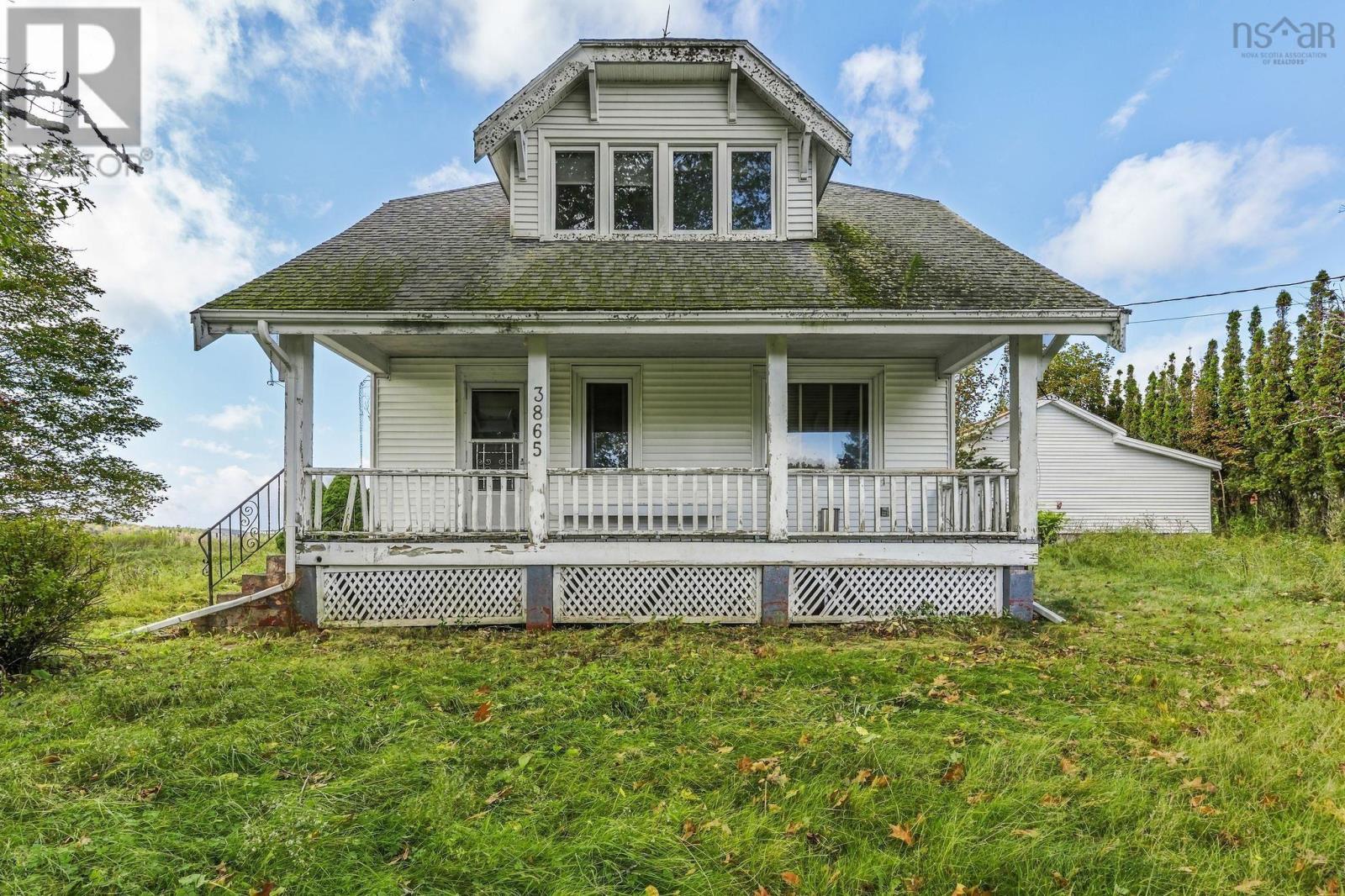 3865 Highway 357 Property Photo 1