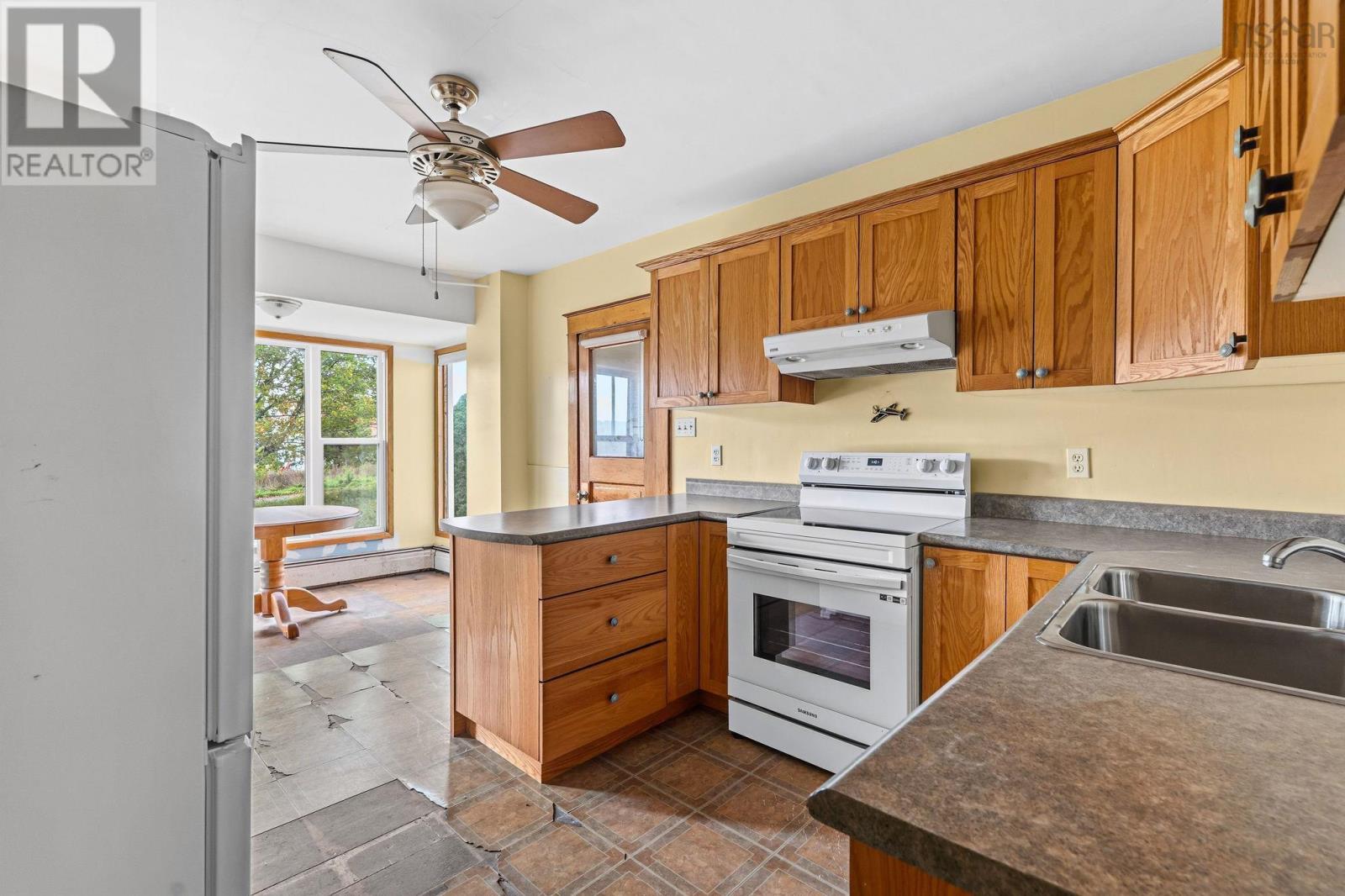 3865 Highway 357 Property Photo 35