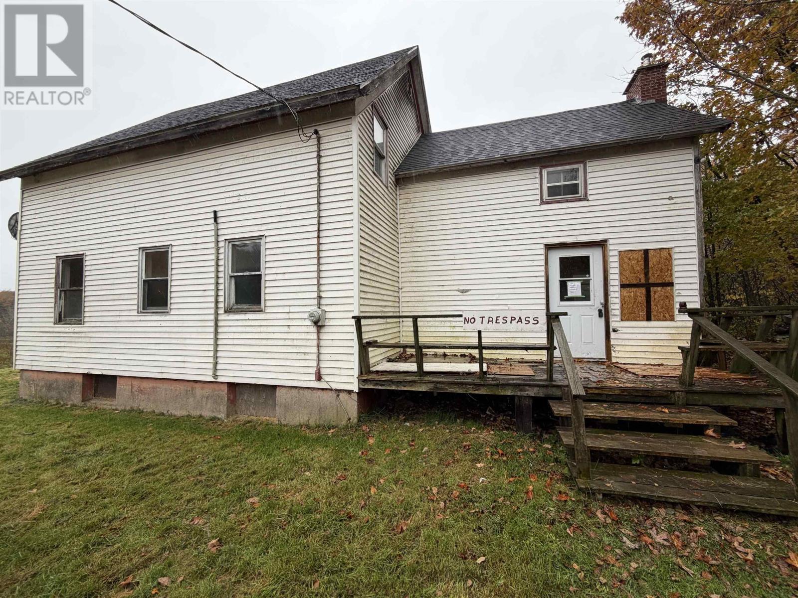 569 Pleasant Brook Road Property Photo 1