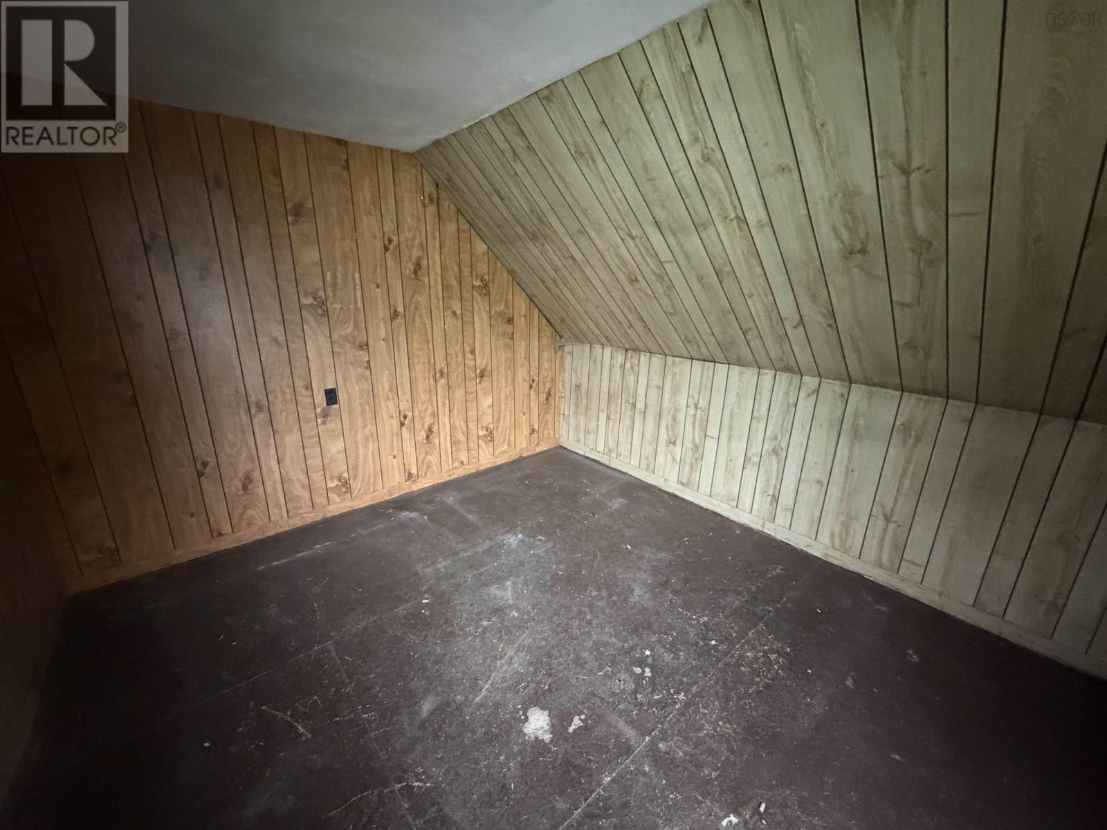 569 Pleasant Brook Road Property Photo 17
