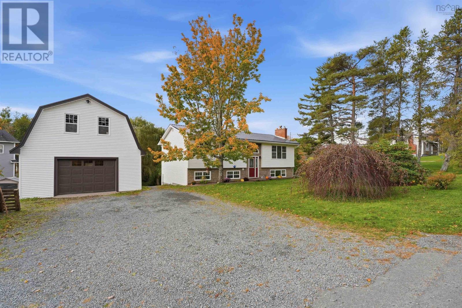 49 Mayflower Avenue Property Photo 2