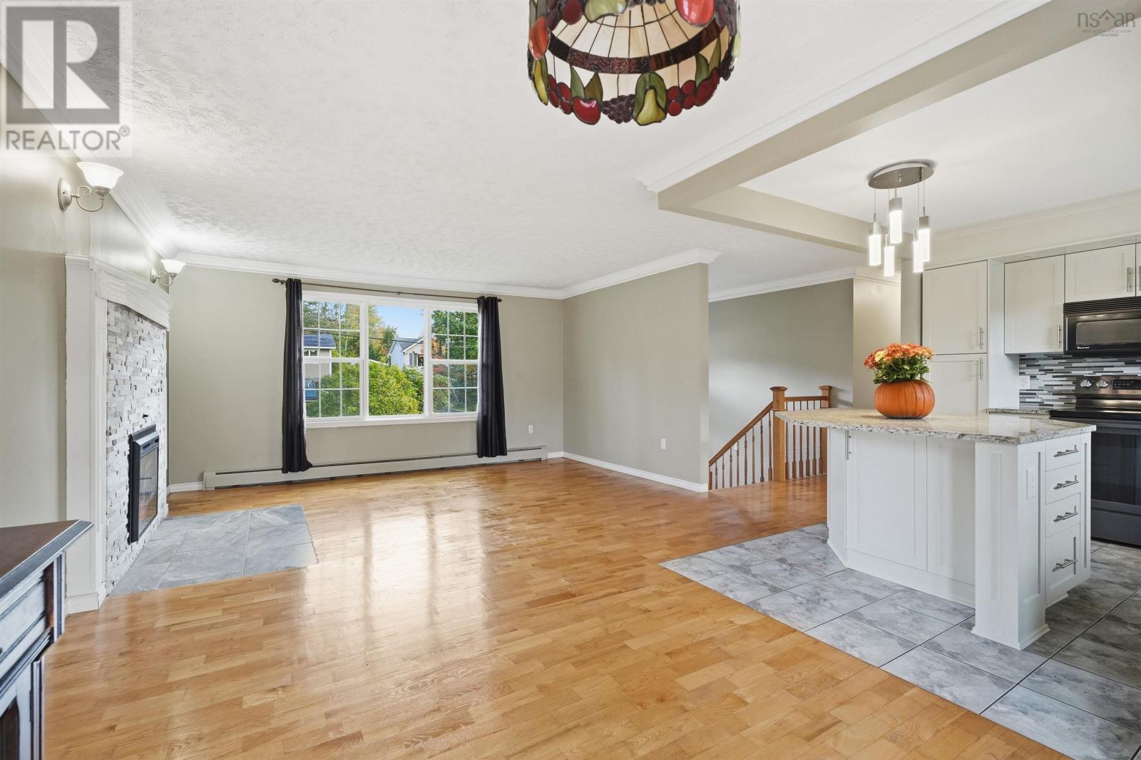 49 Mayflower Avenue Property Photo 13