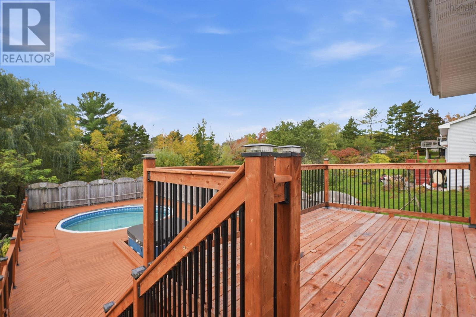 49 Mayflower Avenue Property Photo 16