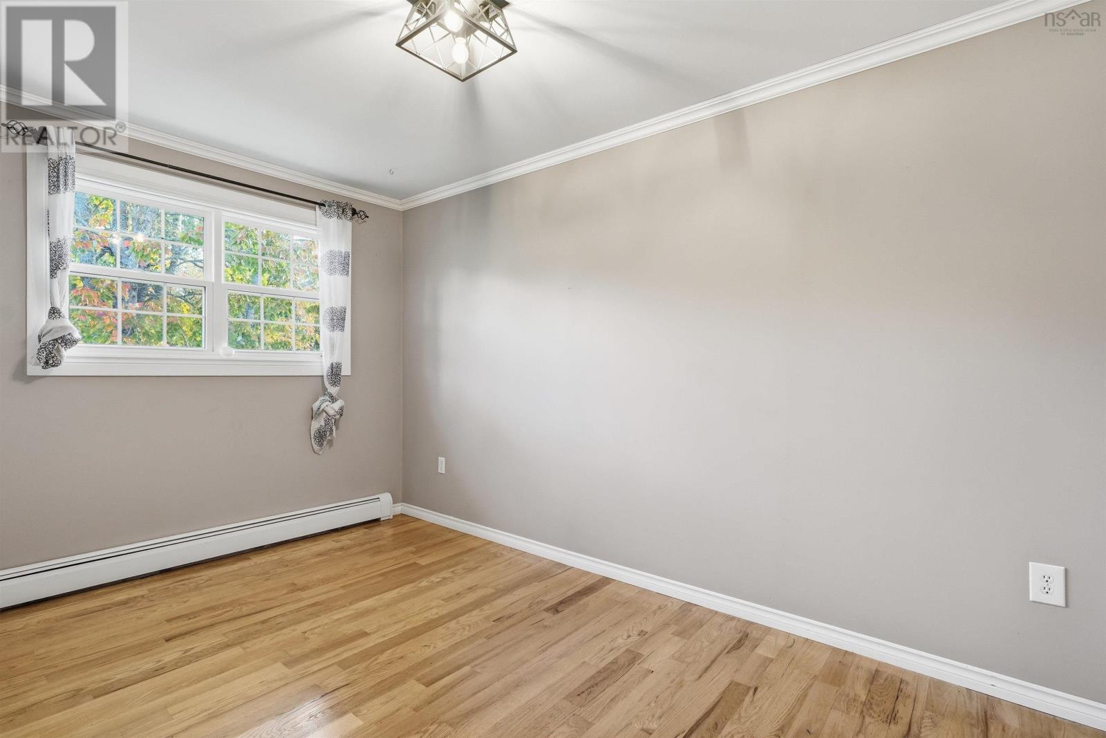 49 Mayflower Avenue Property Photo 25
