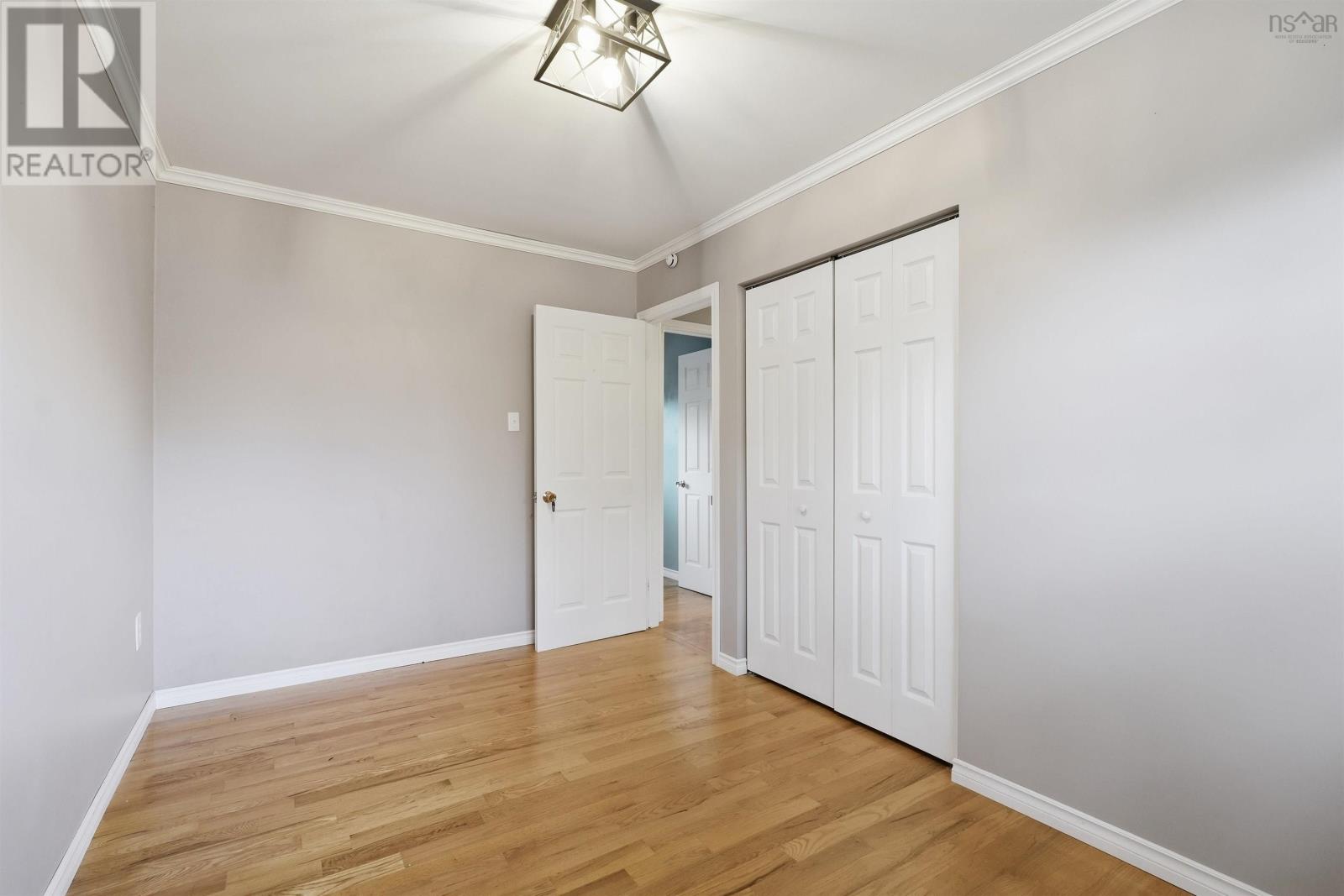 49 Mayflower Avenue Property Photo 26