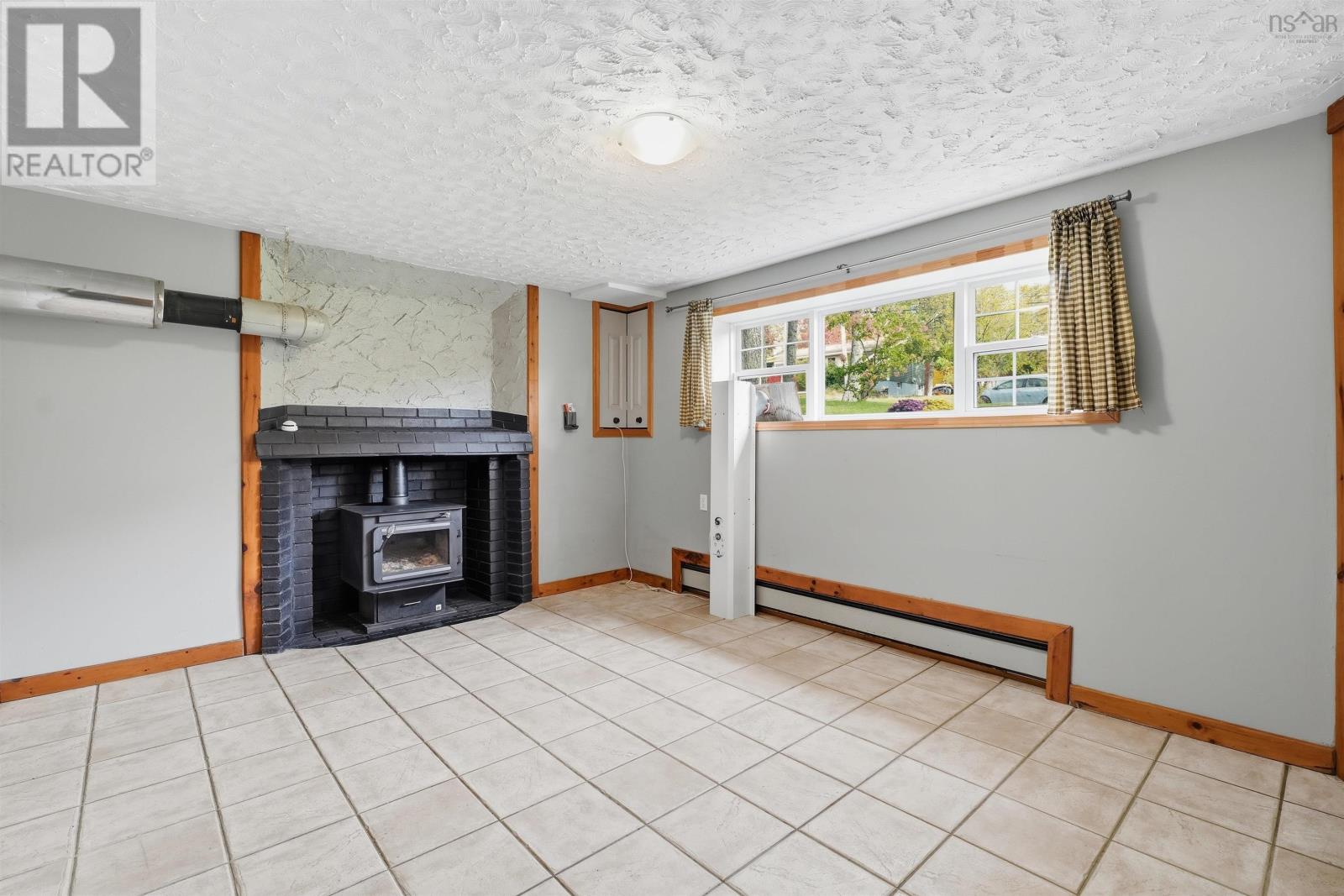 49 Mayflower Avenue Property Photo 40