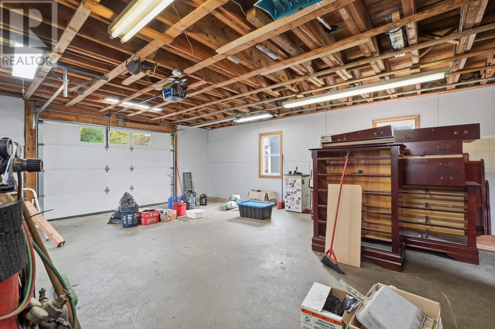 49 Mayflower Avenue Property Photo 43