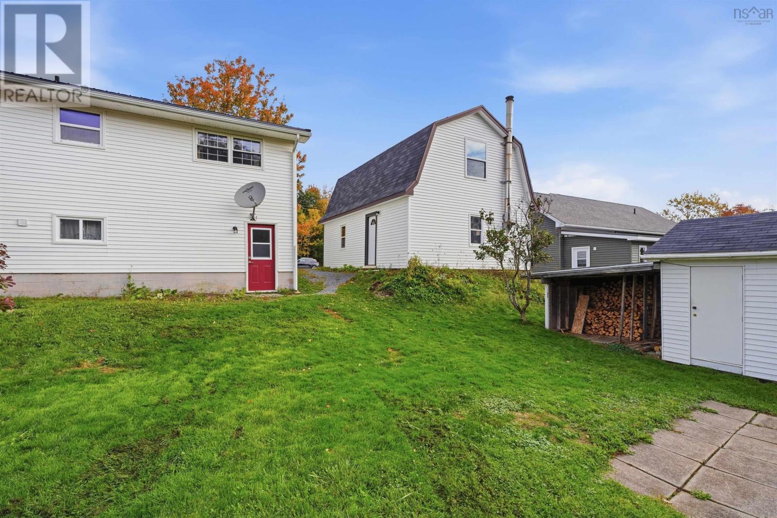 49 Mayflower Avenue Property Photo 47