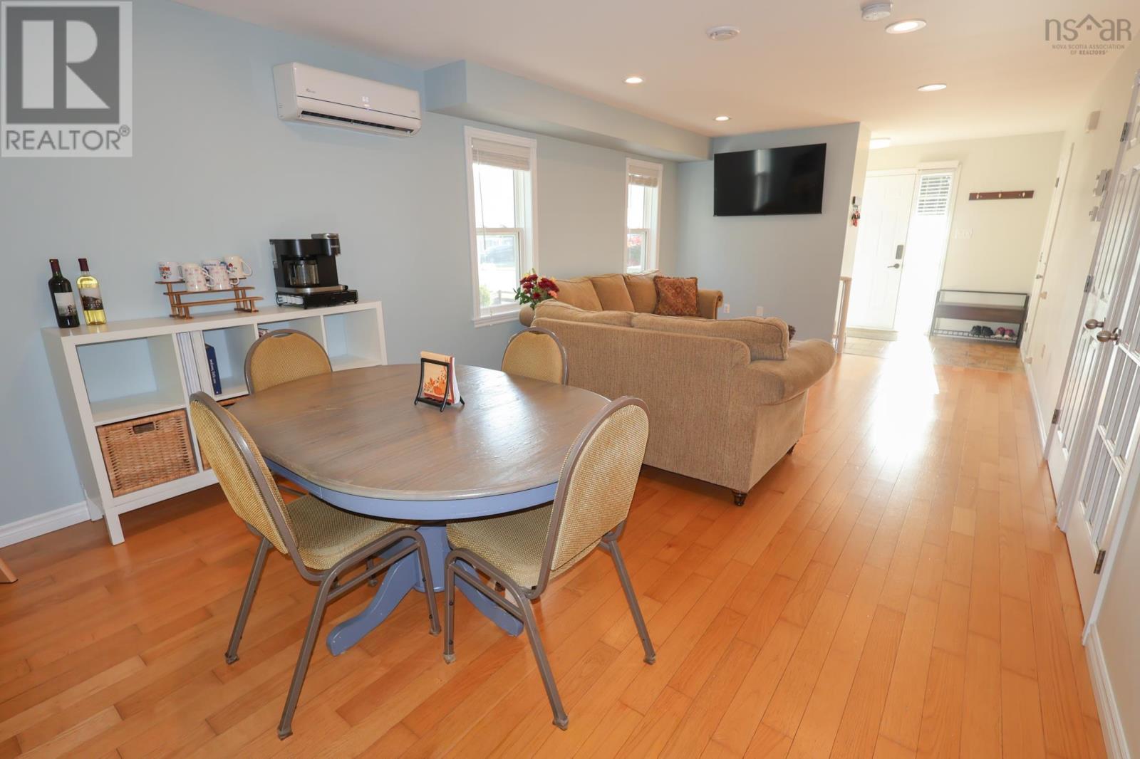 482 Glen Allan Drive Property Photo 9