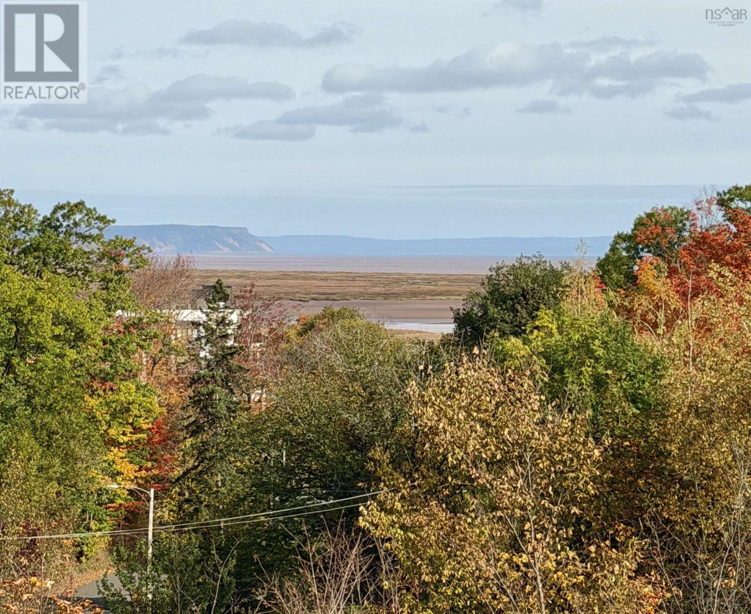 813 8 Blomidon Terrace Property Photo 33